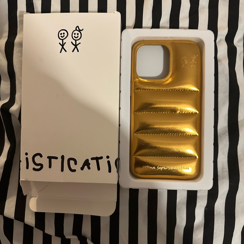 THE PUFFER CASE® - GOLD - iPhone 14 Pro Max
BRAND NEW